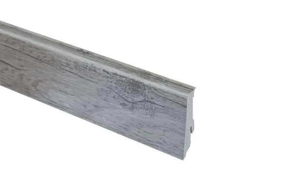 Плинтус из композита Neuhofer Holz K0210L 714493 (59х17х2400)